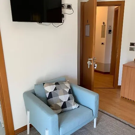 Guest house Affittacamere Vignola 2*